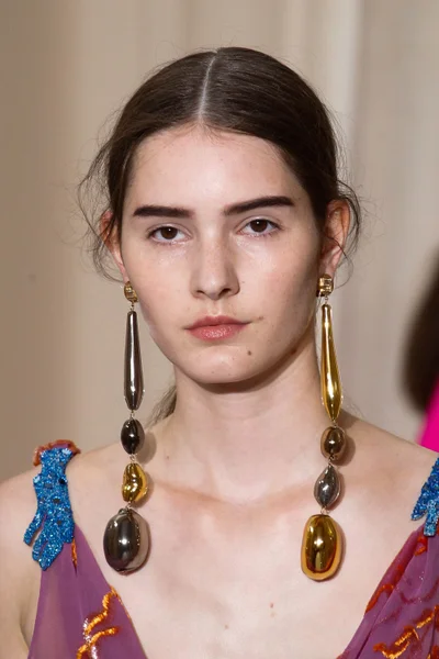 Look 72